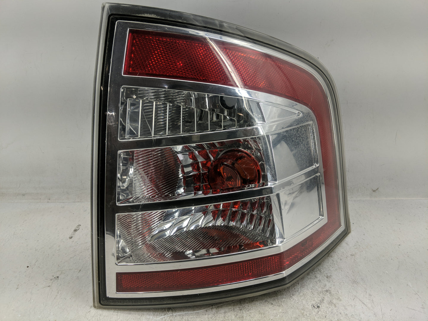2007-2010 Ford Edge Tail Light Assembly Passenger Right OEM Fits Fits 2007 2008 2009 2010 OEM Used Auto Parts - Oemusedautop