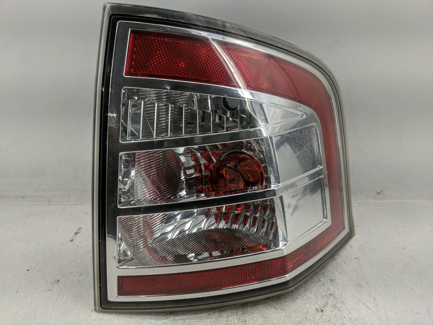 2007-2010 Ford Edge Tail Light Assembly Passenger Right OEM Fits Fits 2007 2008 2009 2010 OEM Used Auto Parts - Oemusedautop