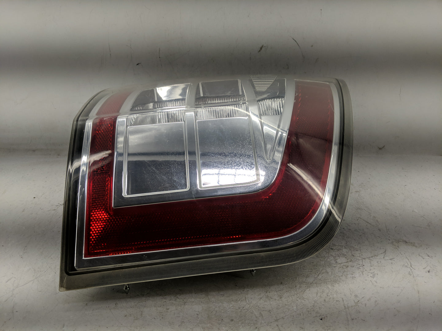 2007-2010 Ford Edge Tail Light Assembly Passenger Right OEM Fits Fits 2007 2008 2009 2010 OEM Used Auto Parts - Oemusedautop