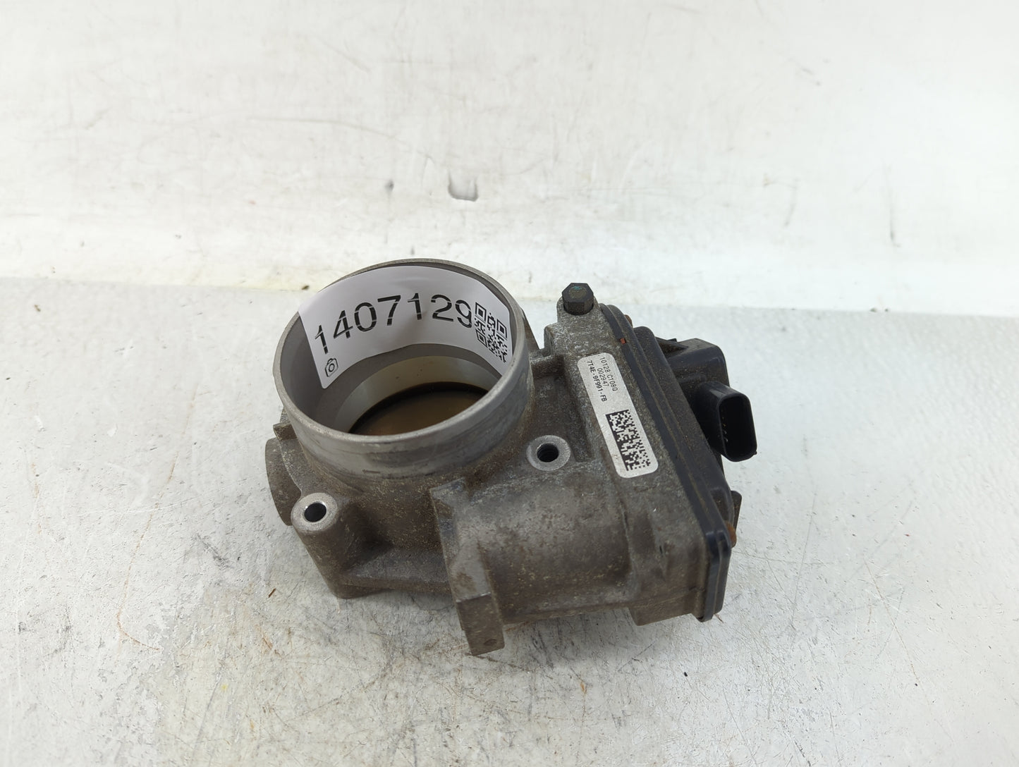 2007-2010 Ford Edge Throttle Body P/N:7T4E-9F991-FB Fits Fits 2007 2008 2009 2010 2011 2012 2013 2014 OEM Used Auto Parts - 