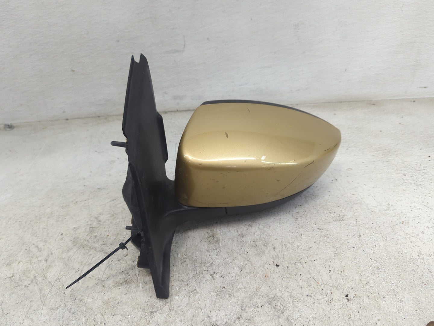 2007 Ford Edge Driver Side View Mirror - Left Door Mirror OEM Used - Oemusedautoparts1.com