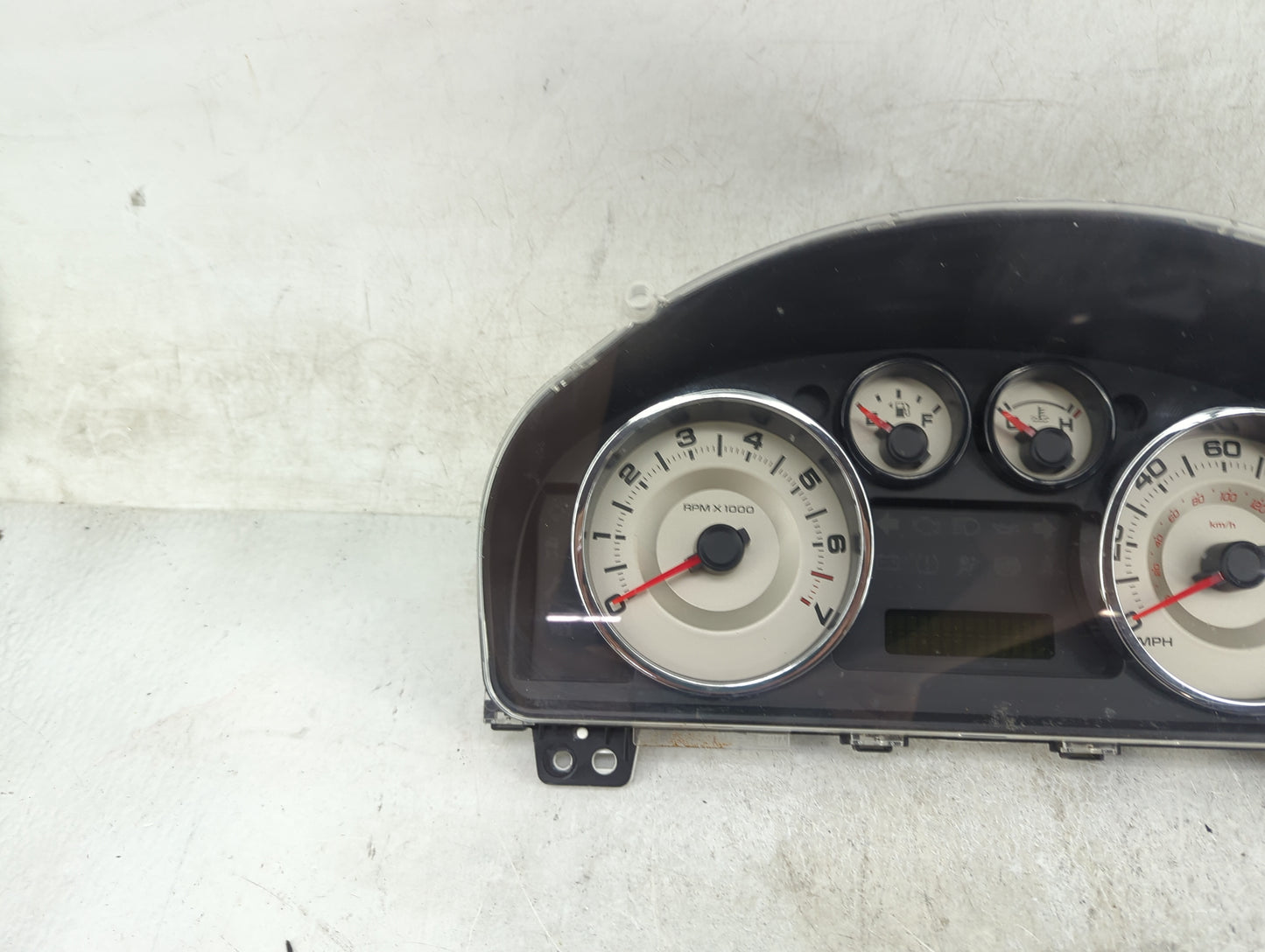 2007-2008 Ford Edge Instrument Cluster Speedometer Gauges P/N:7T4T-10849-CF MX15Z530-4772 Miles:129K Fits Fits 2007 2008 OEM