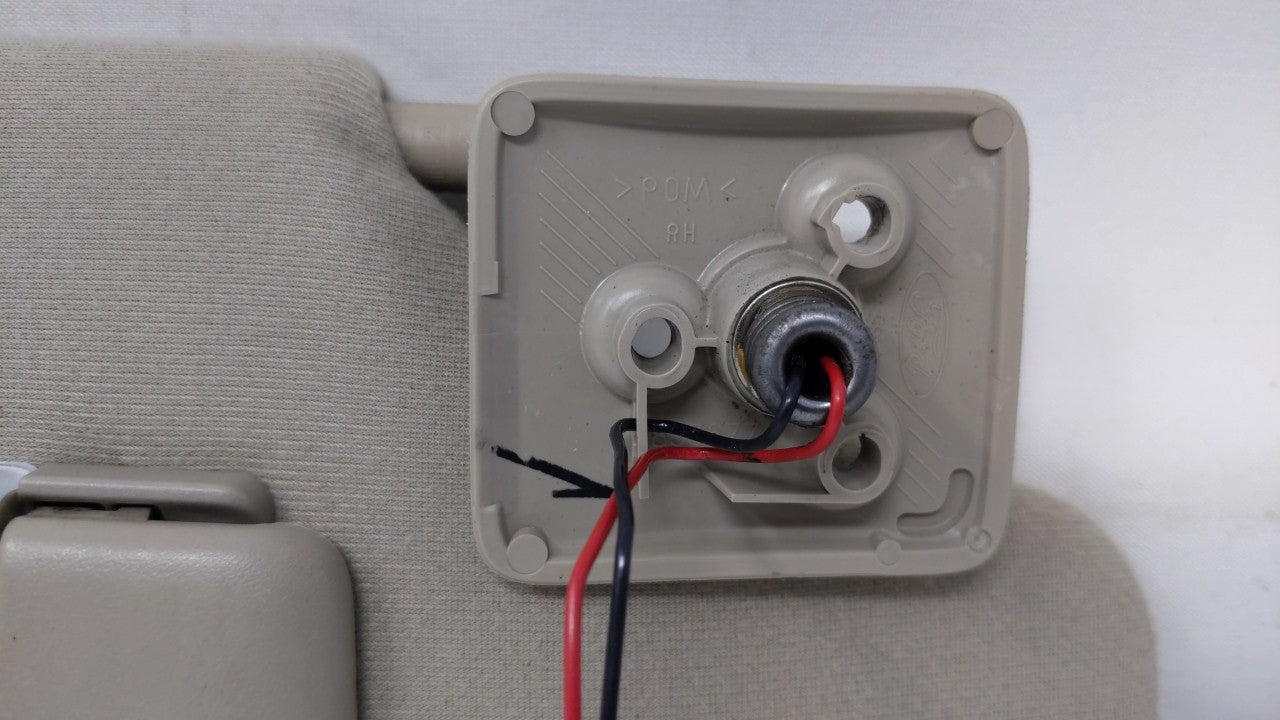 2007-2010 Ford Edge Sun Visor Shade Replacement Passenger Right Mirror Fits Fits 2007 2008 2009 2010 OEM Used Auto Parts - O