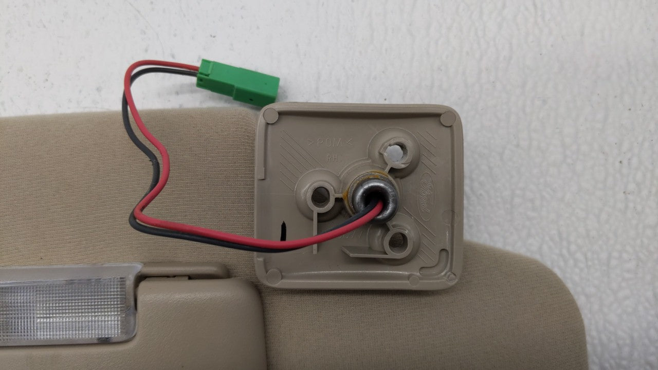 2007-2010 Ford Edge Sun Visor Shade Replacement Passenger Right Mirror Fits Fits 2007 2008 2009 2010 OEM Used Auto Parts - O