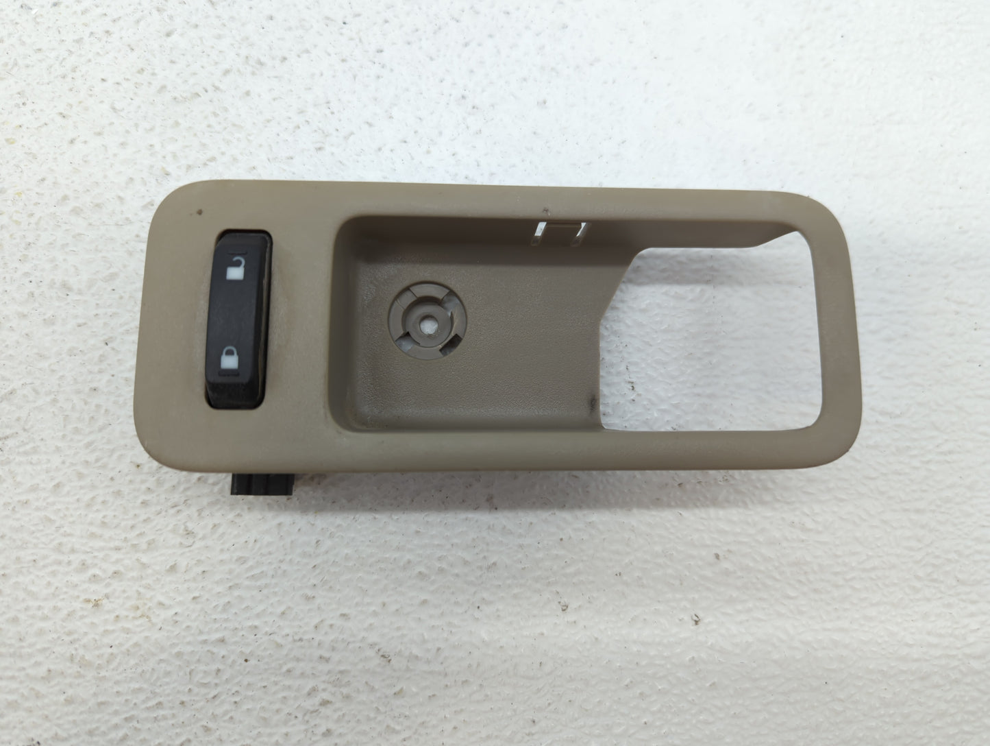 2007 Ford Edge Passenger Front Right Door Handle Exterior Assembly - Oemusedautoparts1.com
