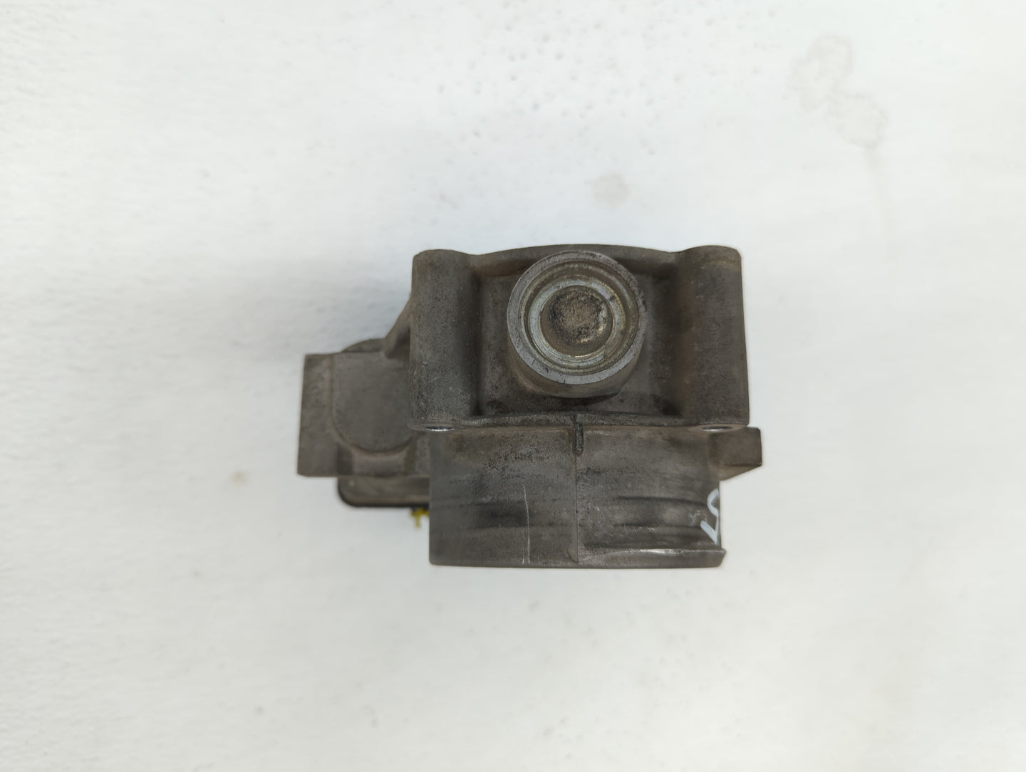 2007-2010 Ford Edge Throttle Body P/N:7T4E-9F991-FA 7T4E-9F991-GA, 7T4E-9F991-FB Fits Fits 2007 2008 2009 2010 2011 2012 201