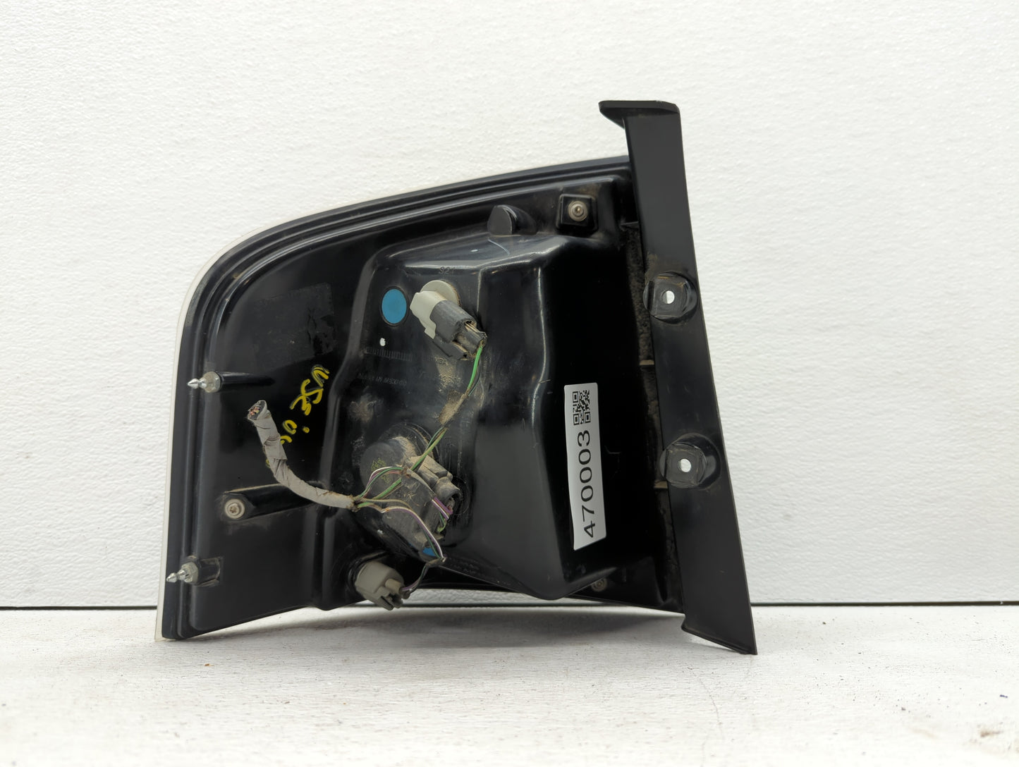 2007-2010 Ford Edge Tail Light Assembly Driver Left OEM Fits Fits 2007 2008 2009 2010 OEM Used Auto Parts - Oemusedautoparts