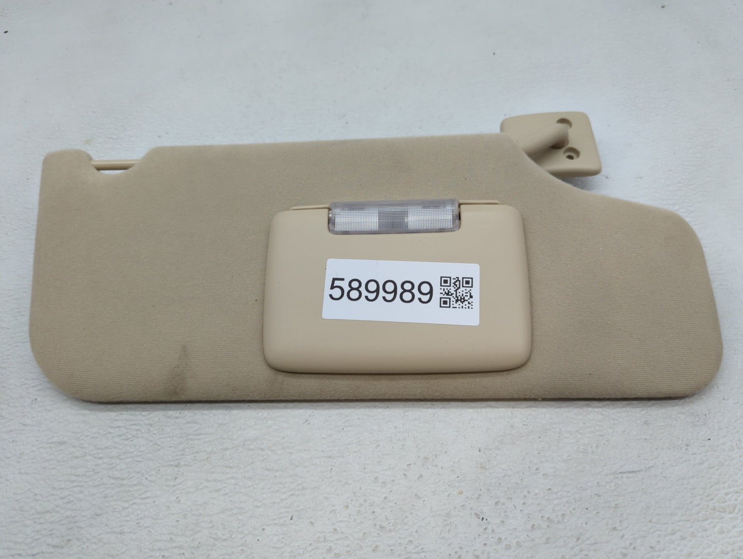 2007-2010 Ford Edge Sun Visor Shade Replacement Passenger Right Mirror Fits Fits 2007 2008 2009 2010 OEM Used Auto Parts - O