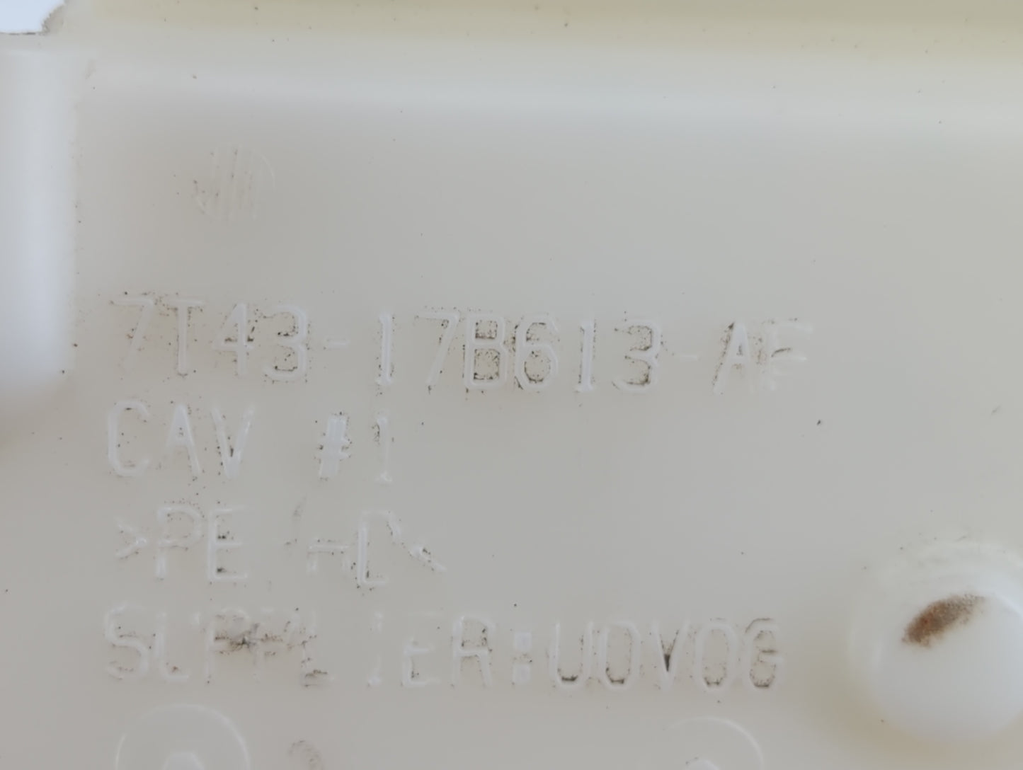 2007-2014 Ford Edge Windshield Washer Fluid Reservoir Bottle Oem - Oemusedautoparts1.com