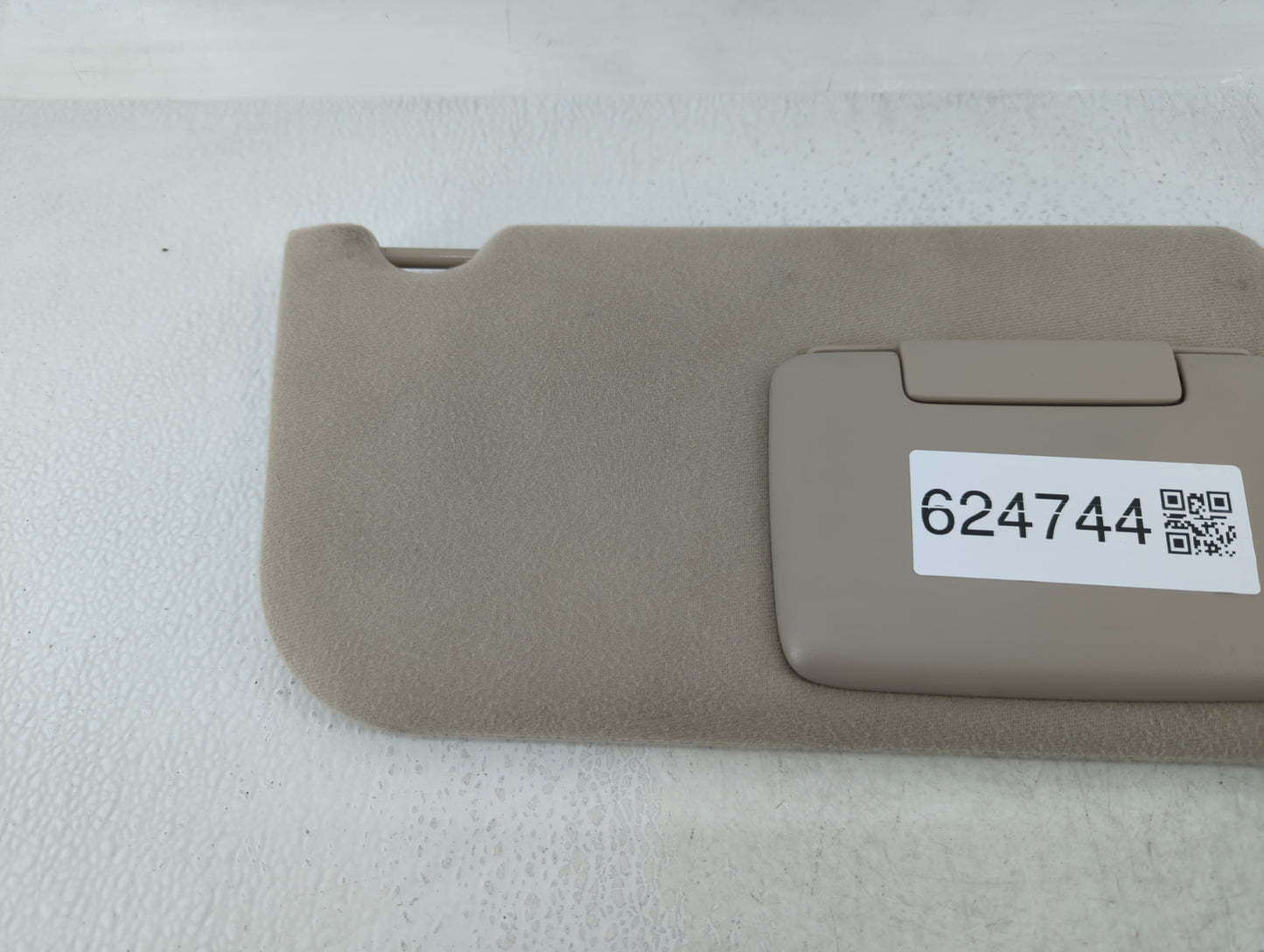 2007-2010 Ford Edge Sun Visor Shade Replacement Passenger Right Mirror Fits Fits 2007 2008 2009 2010 OEM Used Auto Parts - O