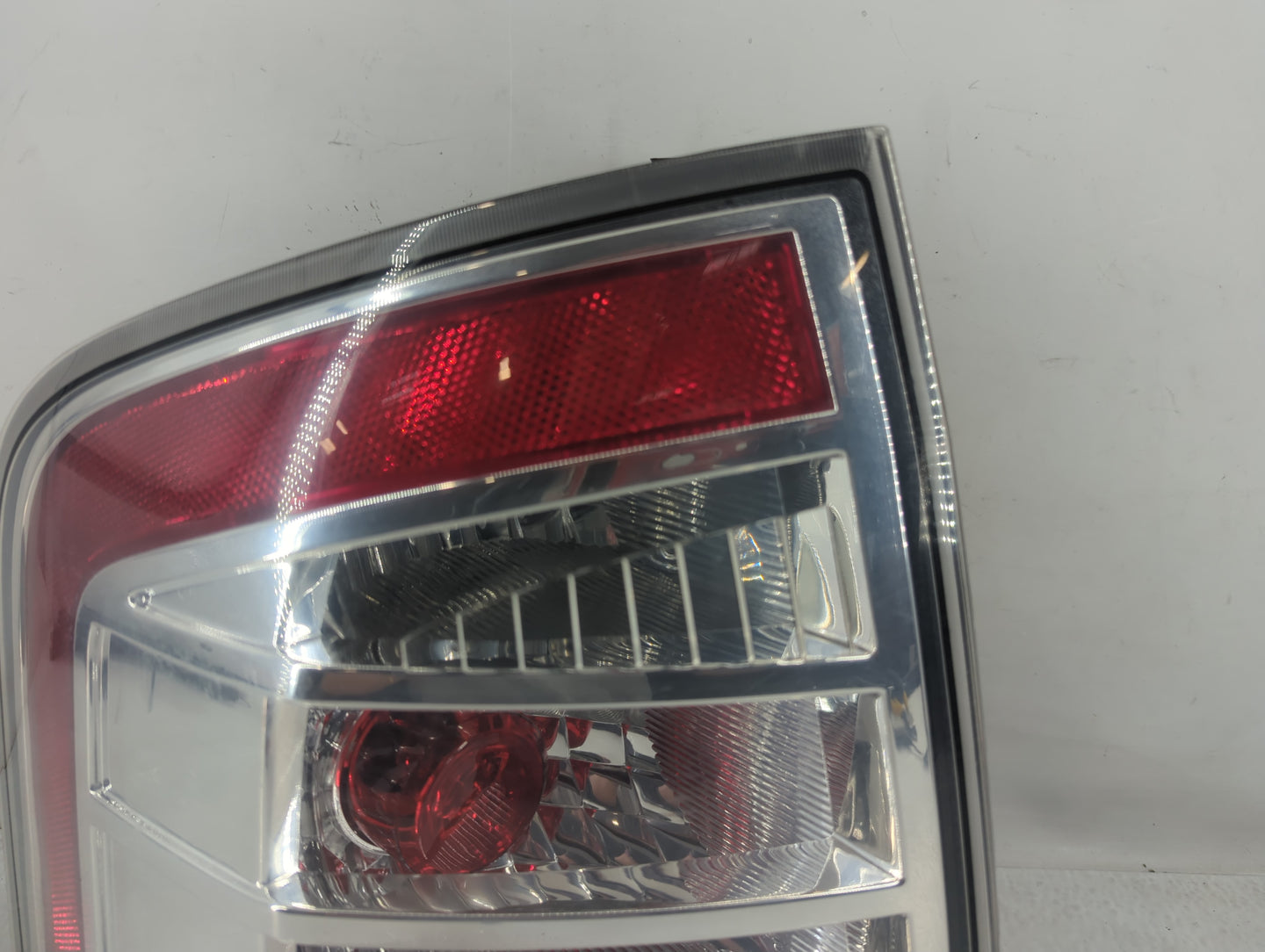 2007-2010 Ford Edge Tail Light Assembly Passenger Right OEM Fits Fits 2007 2008 2009 2010 OEM Used Auto Parts - Oemusedautop