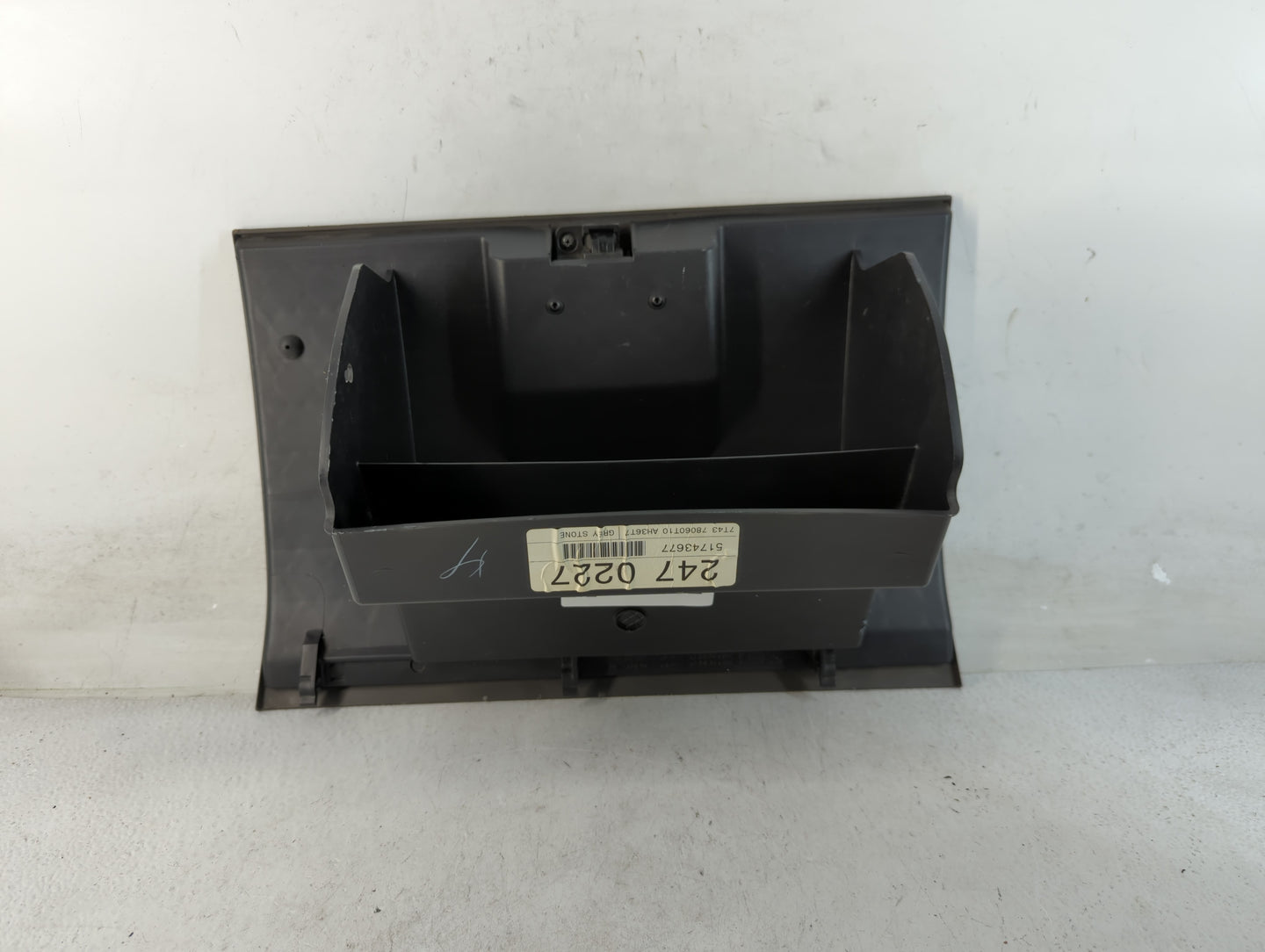 2007 Ford Edge Passenger Glove Box Door Storage Compartment - Oemusedautoparts1.com