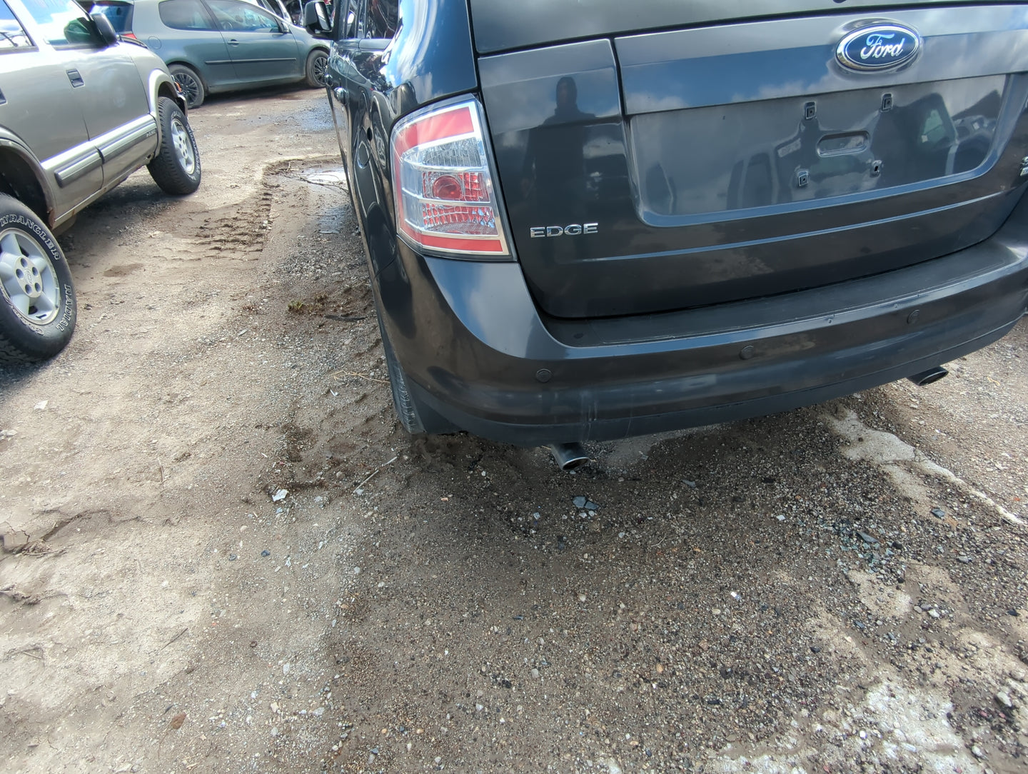 2007-2010 Ford Edge Rear Bumper Assembly Oem - Oemusedautoparts1.com