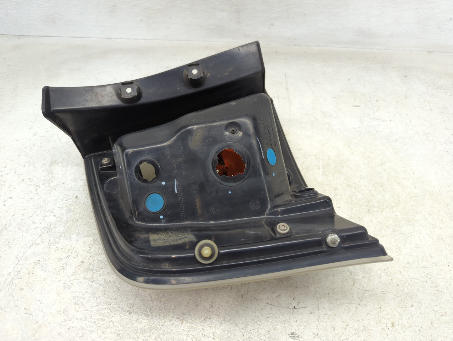 2007-2010 Ford Edge Tail Light Assembly Passenger Right OEM Fits Fits 2007 2008 2009 2010 OEM Used Auto Parts - Oemusedautop