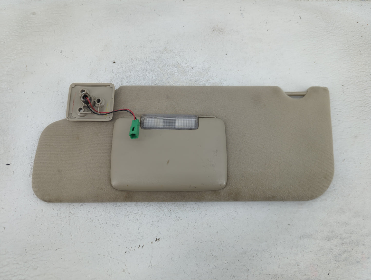 2007-2010 Ford Edge Sun Visor Shade Replacement Driver Left Mirror Fits Fits 2007 2008 2009 2010 OEM Used Auto Parts - Oemus