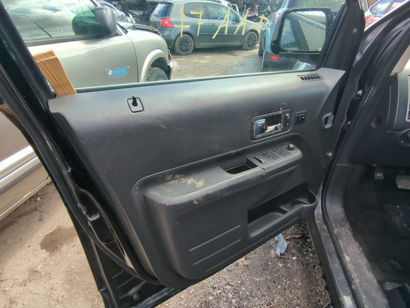 2007 Ford Edge Front Left Driver Interior Door Panel Trim - Oemusedautoparts1.com