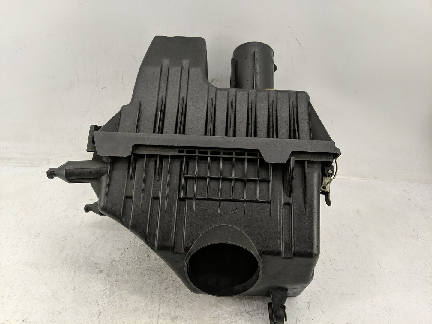2007-2007 Ford Escape Air Cleaner Intake-duct Hose Tube - Oemusedautoparts1.com