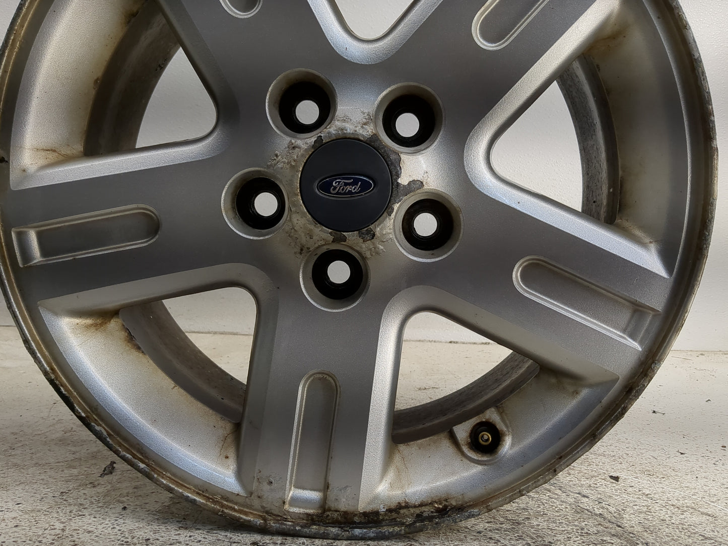 2005-2012 Ford Escape Oem Wheel Rim 1264616 - Oemusedautoparts1.com