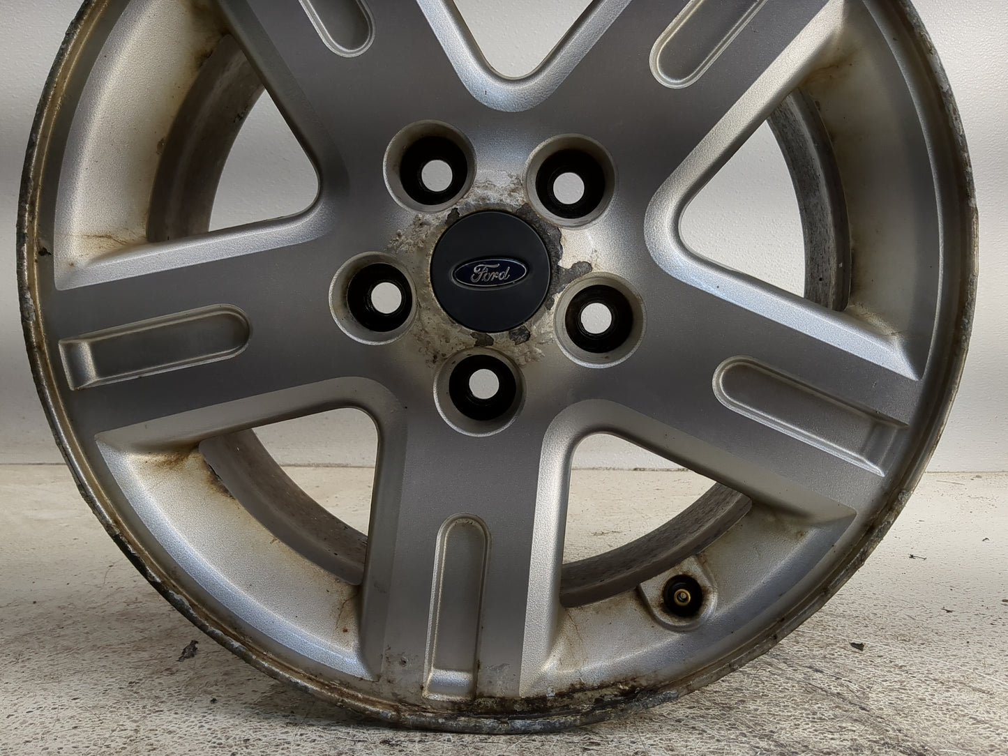 2005-2012 Ford Escape Oem Wheel Rim 1264616 - Oemusedautoparts1.com