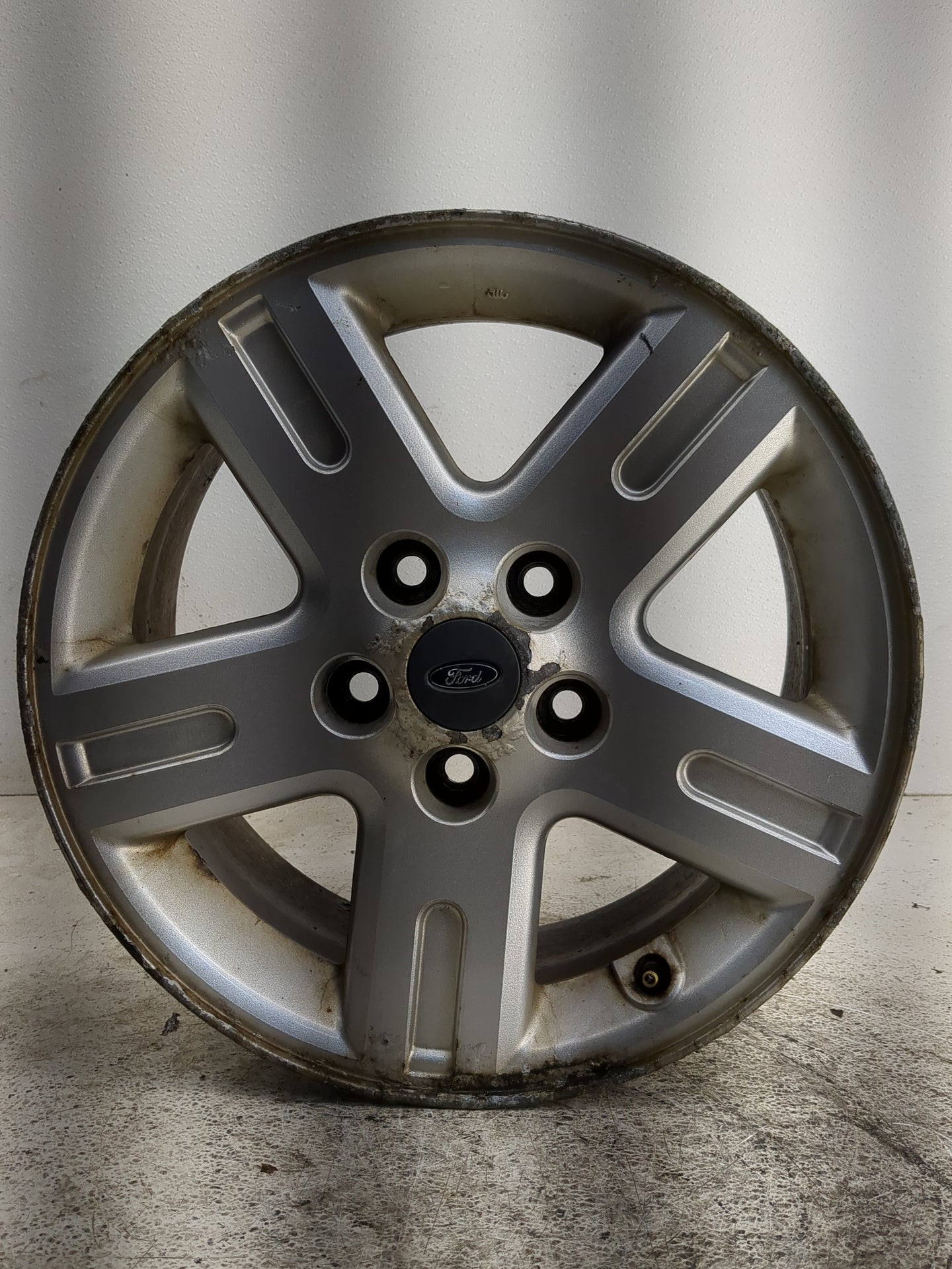 2005-2012 Ford Escape Oem Wheel Rim 1264616 - Oemusedautoparts1.com