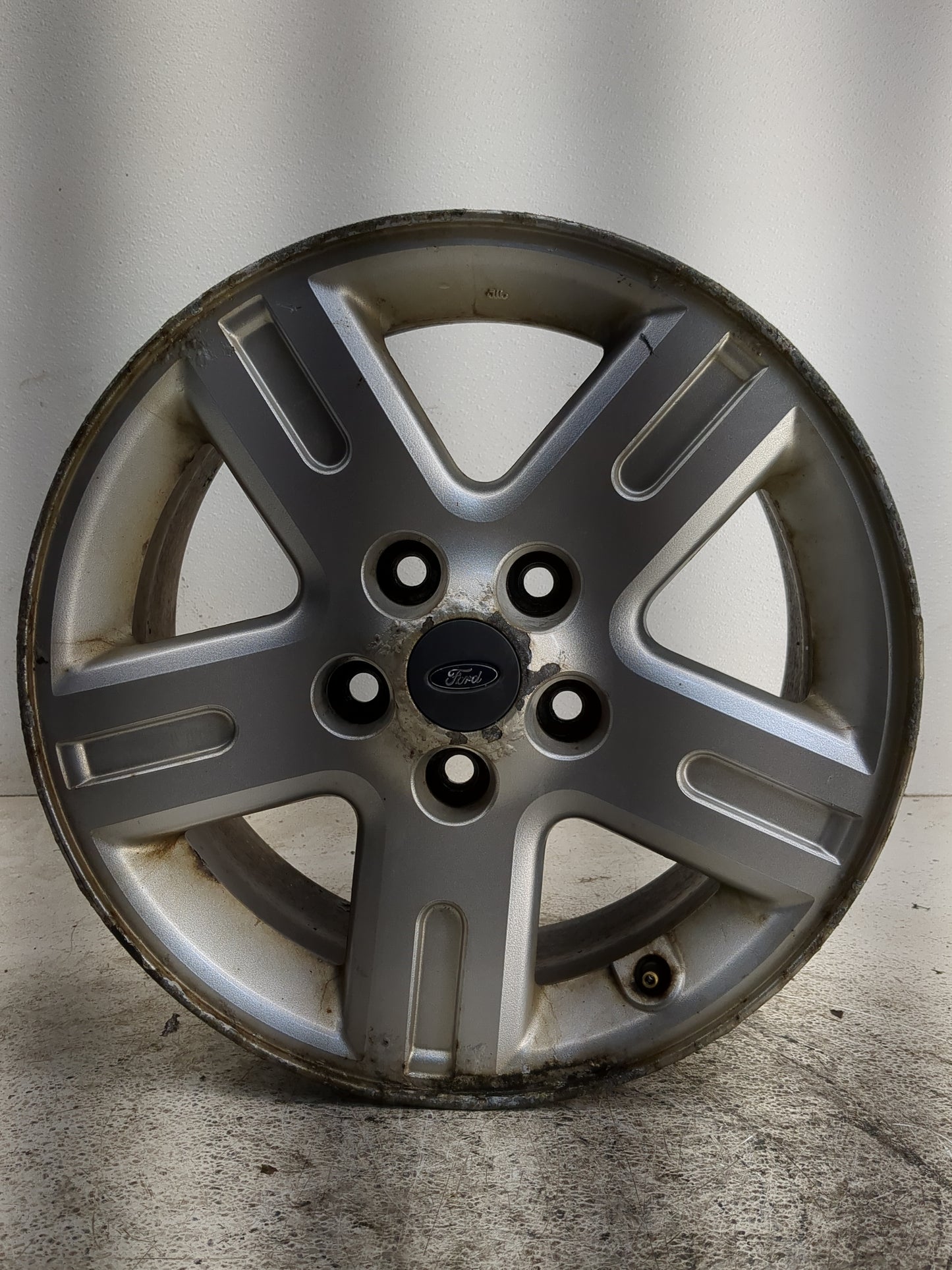 2005-2012 Ford Escape Oem Wheel Rim 1264616 - Oemusedautoparts1.com