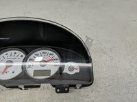 2006-2007 Ford Escape Instrument Cluster Speedometer Gauges P/N:VP5L8F-10890-A Fits Fits 2006 2007 OEM Used Auto Parts - Oem