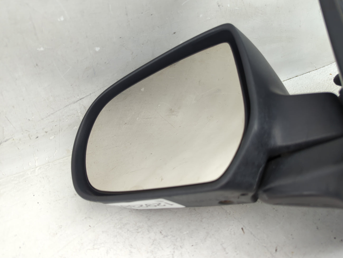 2001-2007 Ford Escape Driver Side View Mirror - Left Door Mirror OEM Used - Oemusedautoparts1.com