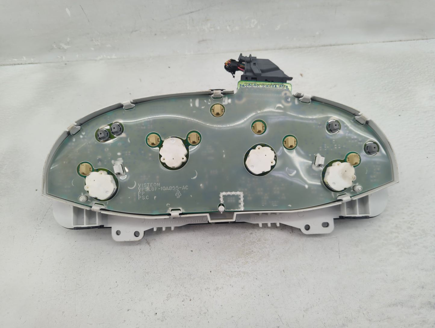 2006-2007 Ford Escape Instrument Cluster Speedometer Gauges P/N:VP5L8F-10A855-AC Fits Fits 2006 2007 OEM Used Auto Parts - O