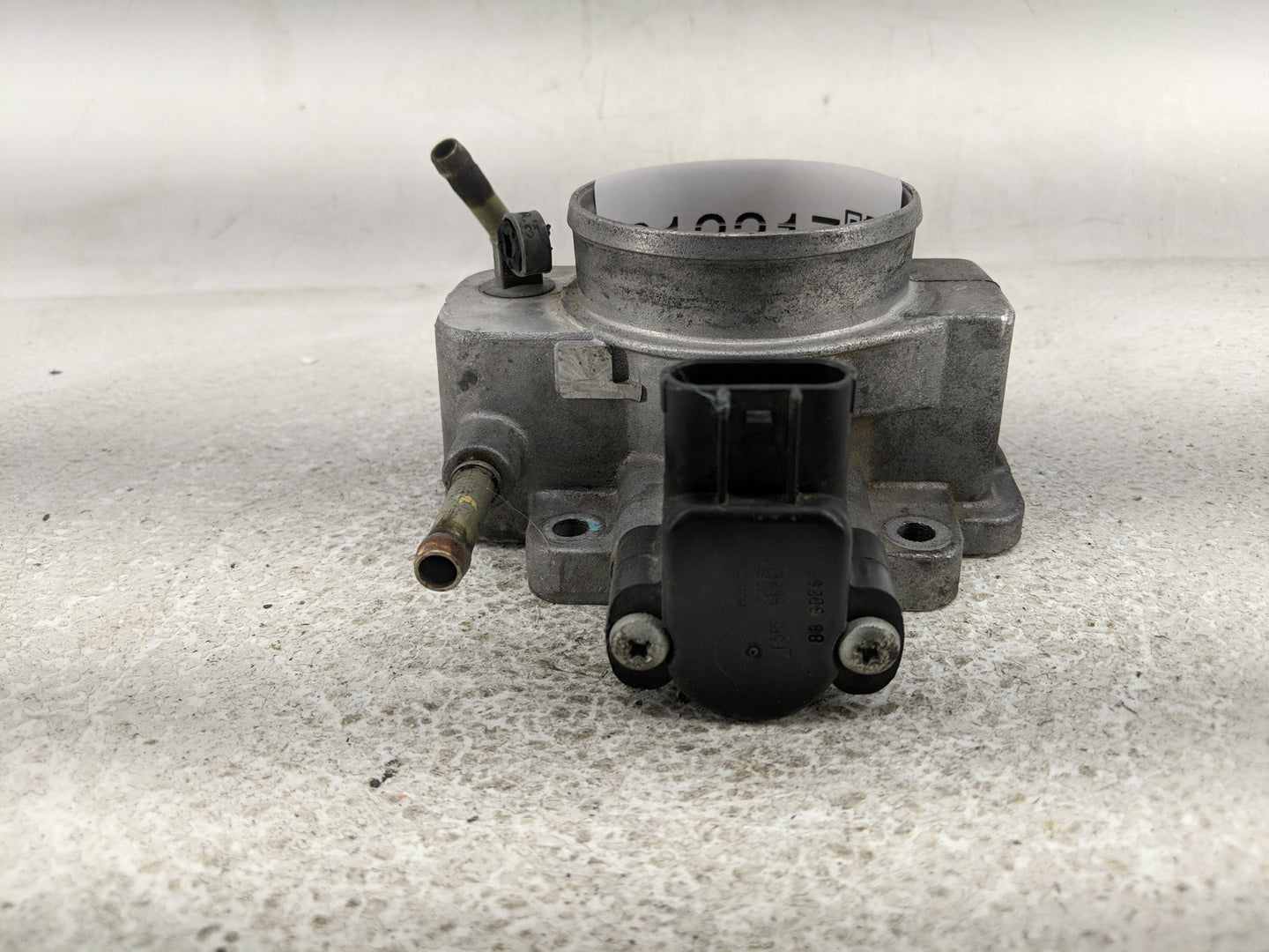 2005-2008 Ford Escape Throttle Body Fits Fits 2005 2006 2007 2008 OEM Used Auto Parts - Oemusedautoparts1.com