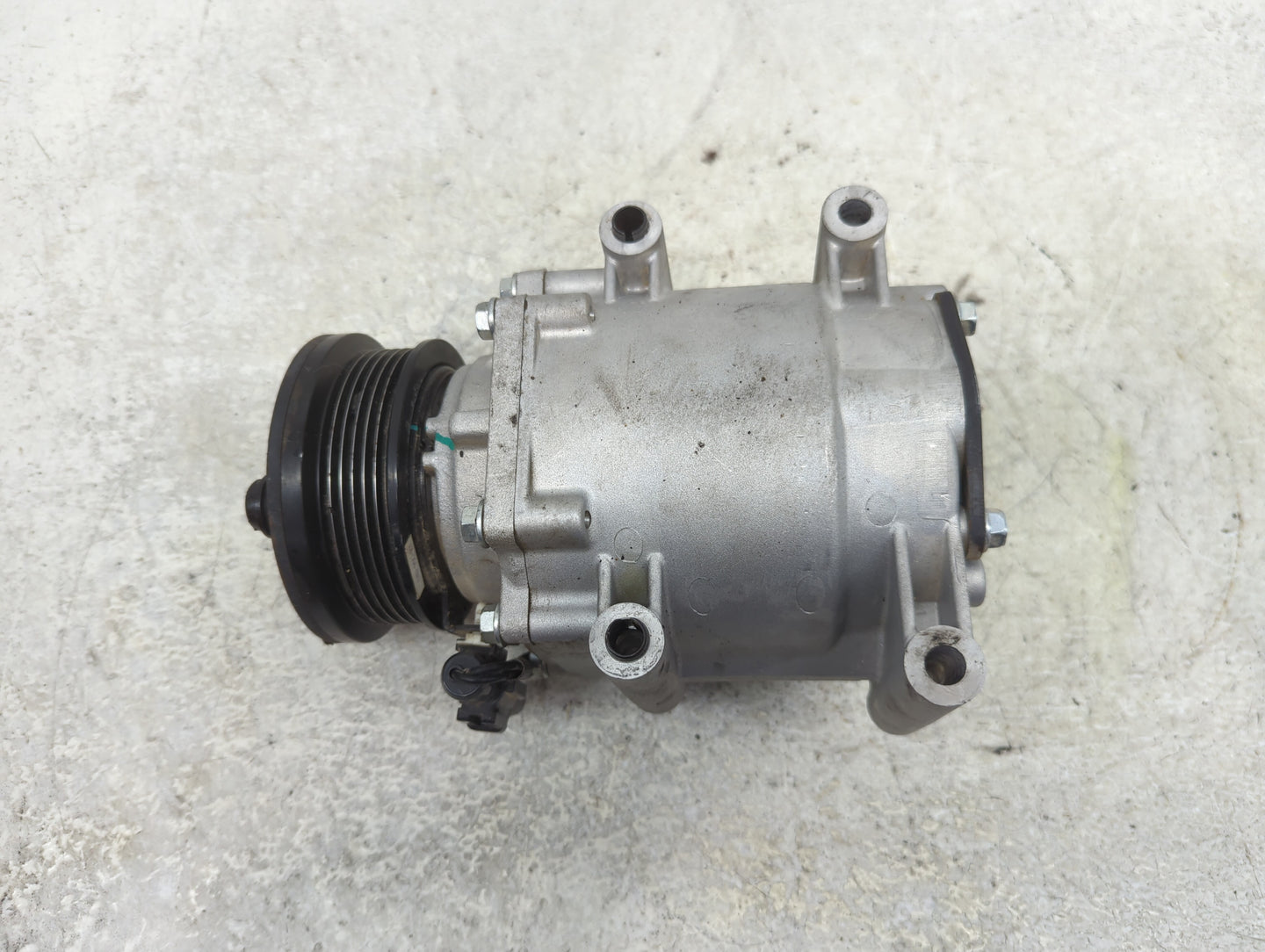 2005-2007 Ford Escape Air Conditioning A/c Ac Compressor Oem - Oemusedautoparts1.com