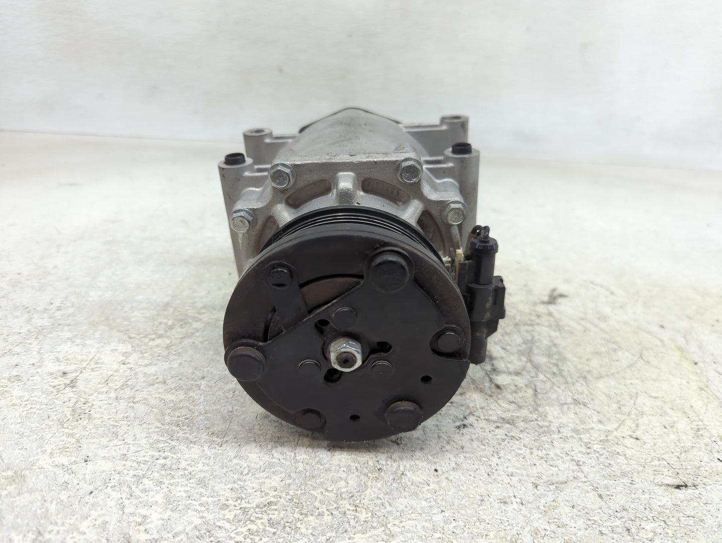 2005-2007 Ford Escape Air Conditioning A/c Ac Compressor Oem - Oemusedautoparts1.com