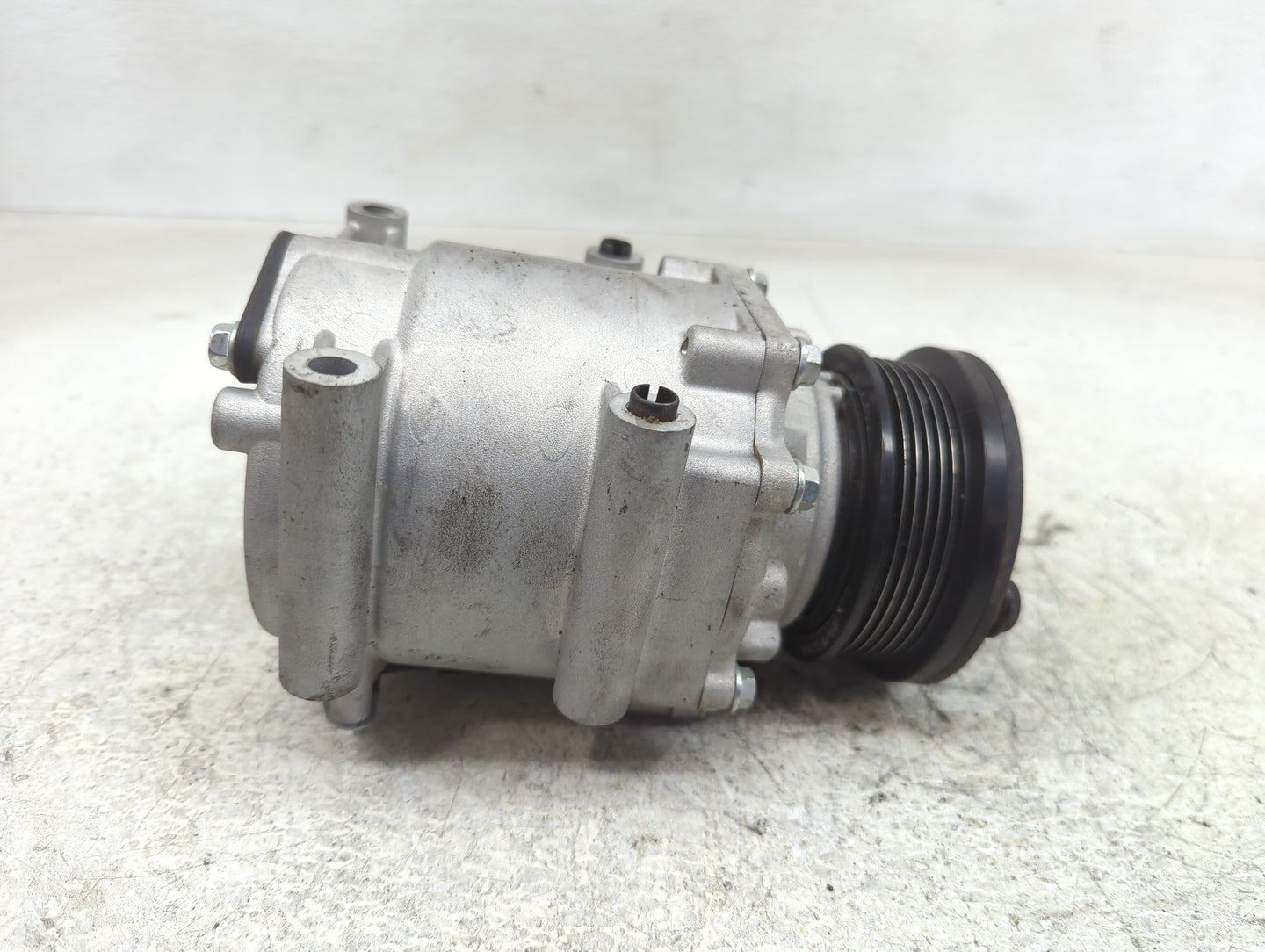 2005-2007 Ford Escape Air Conditioning A/c Ac Compressor Oem - Oemusedautoparts1.com