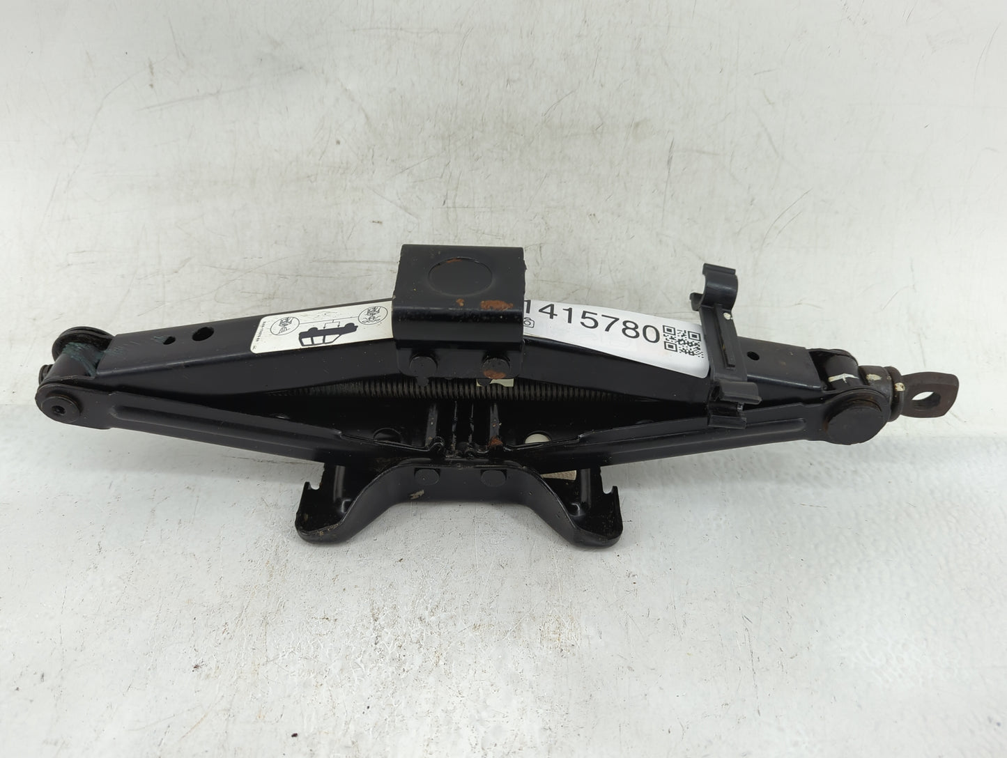 2007 Ford Escape Spare Scissor Car Jack - Oemusedautoparts1.com