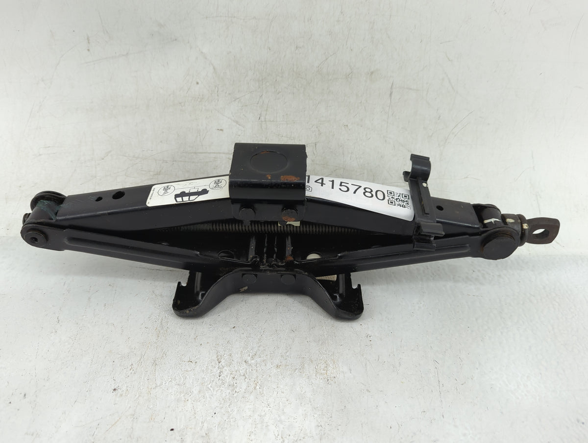 2007 Ford Escape Spare Scissor Car Jack 1415780 - Oemusedautoparts1.com