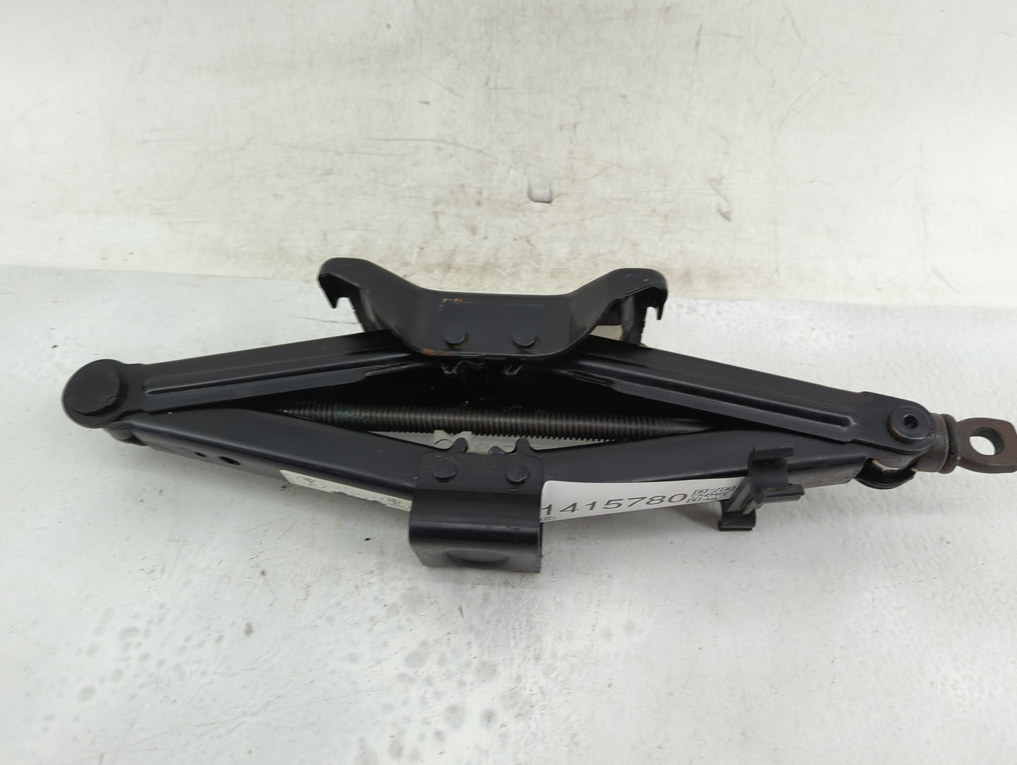 2007 Ford Escape Spare Scissor Car Jack - Oemusedautoparts1.com