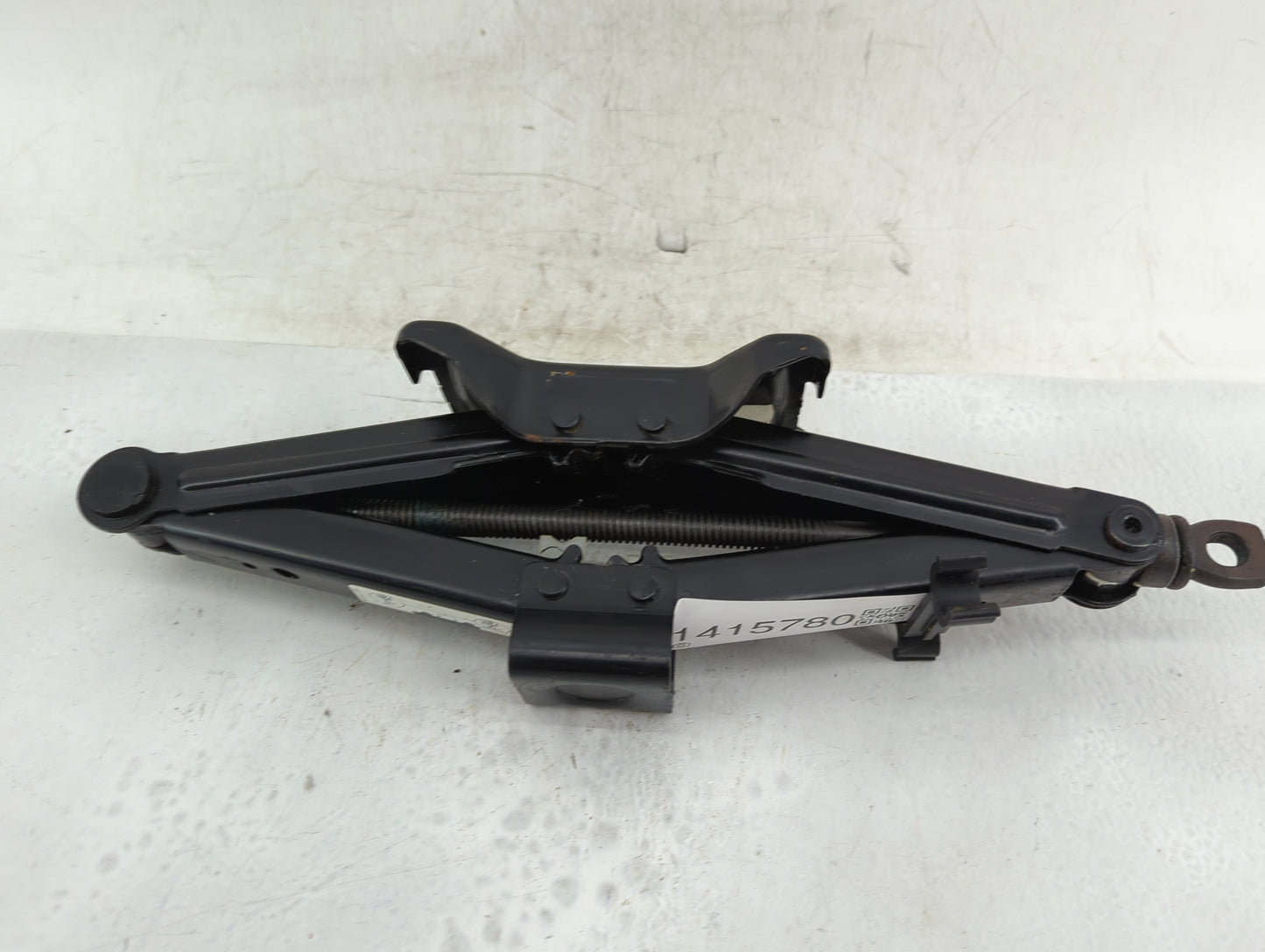 2007 Ford Escape Spare Scissor Car Jack - Oemusedautoparts1.com