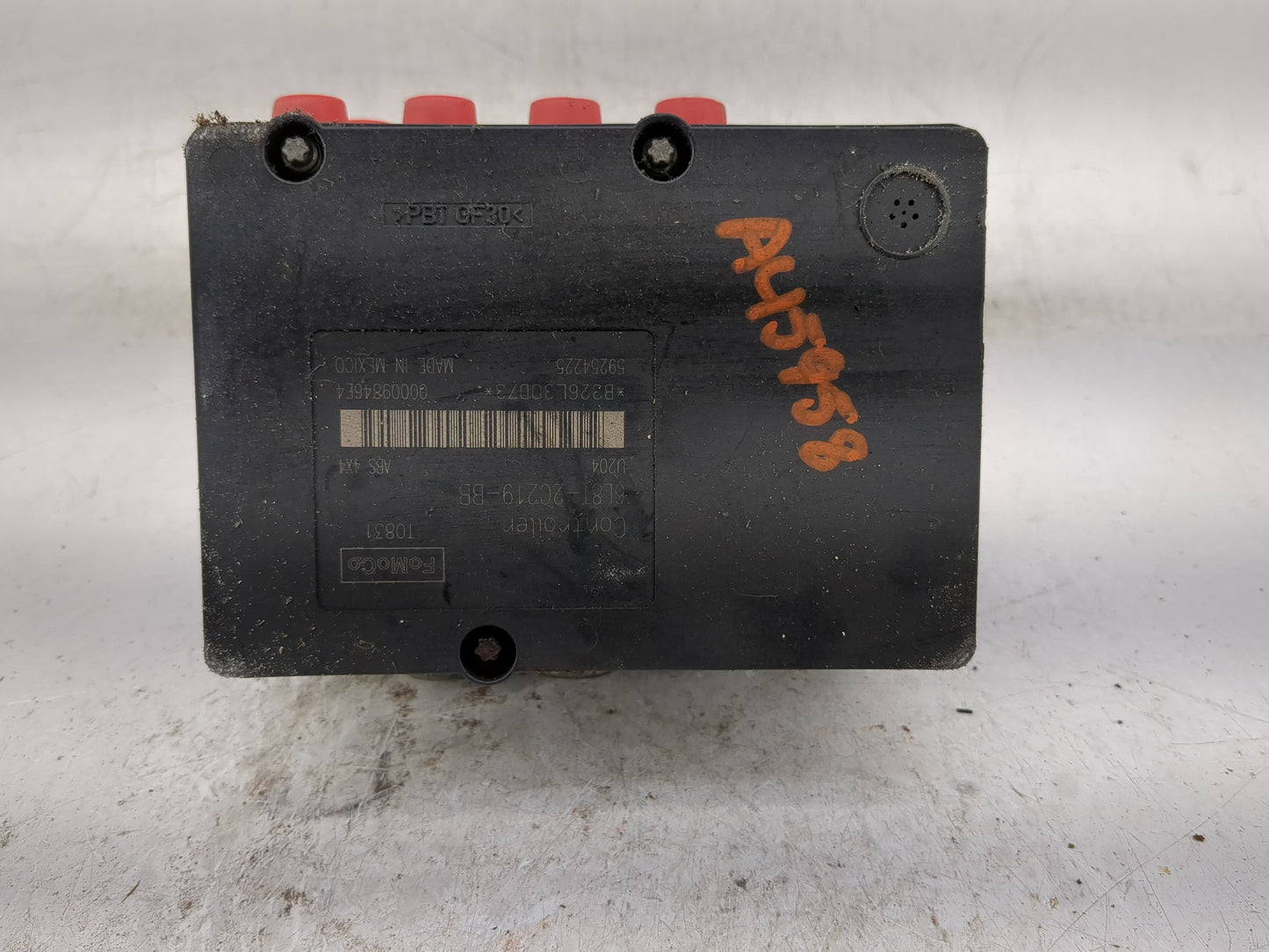 2005-2007 Ford Escape ABS Pump Control Module Replacement P/N:6L8T-2C219-BB 25 0206-02193 Fits Fits 2005 2006 2007 OEM Used 