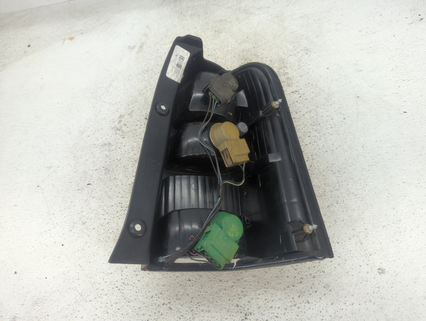 2001-2007 Ford Escape Tail Light Assembly Driver Left OEM P/N:AL84-13B505-D Fits Fits 2001 2002 2003 2004 2005 2006 2007 OEM