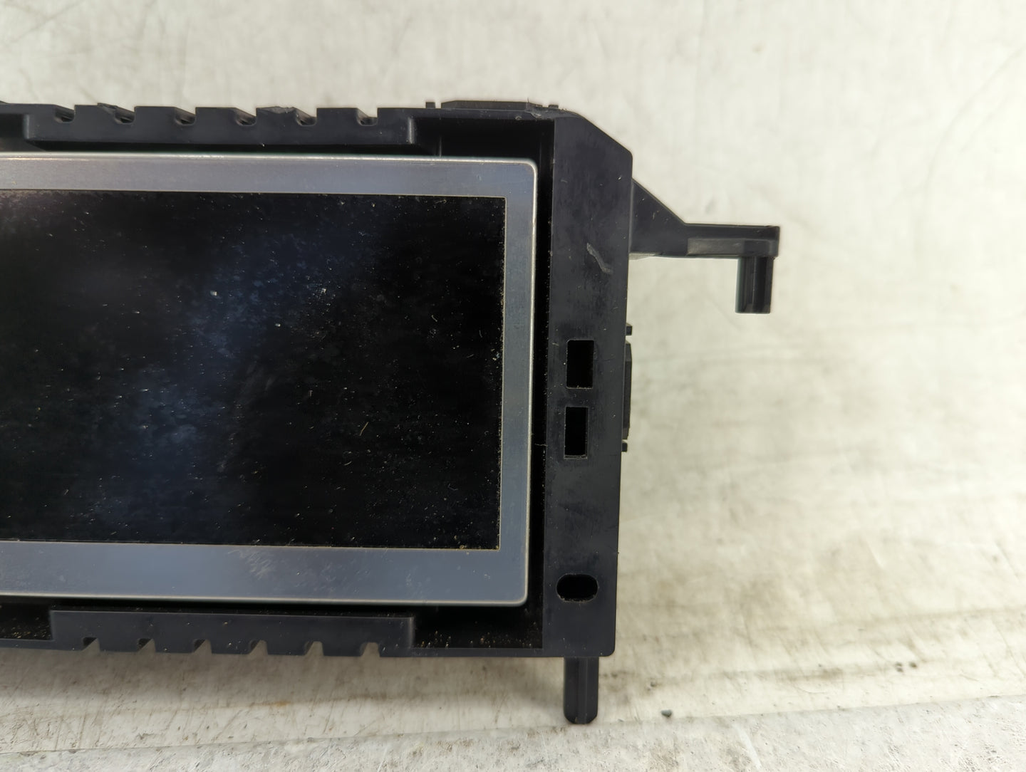 2017-2019 Ford Escape Information Display Screen - Oemusedautoparts1.com
