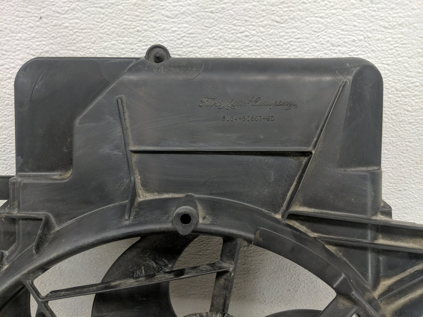 2005-2007 Ford Escape Electric Radiator Cooling Fan Motor Assembly - Oemusedautoparts1.com