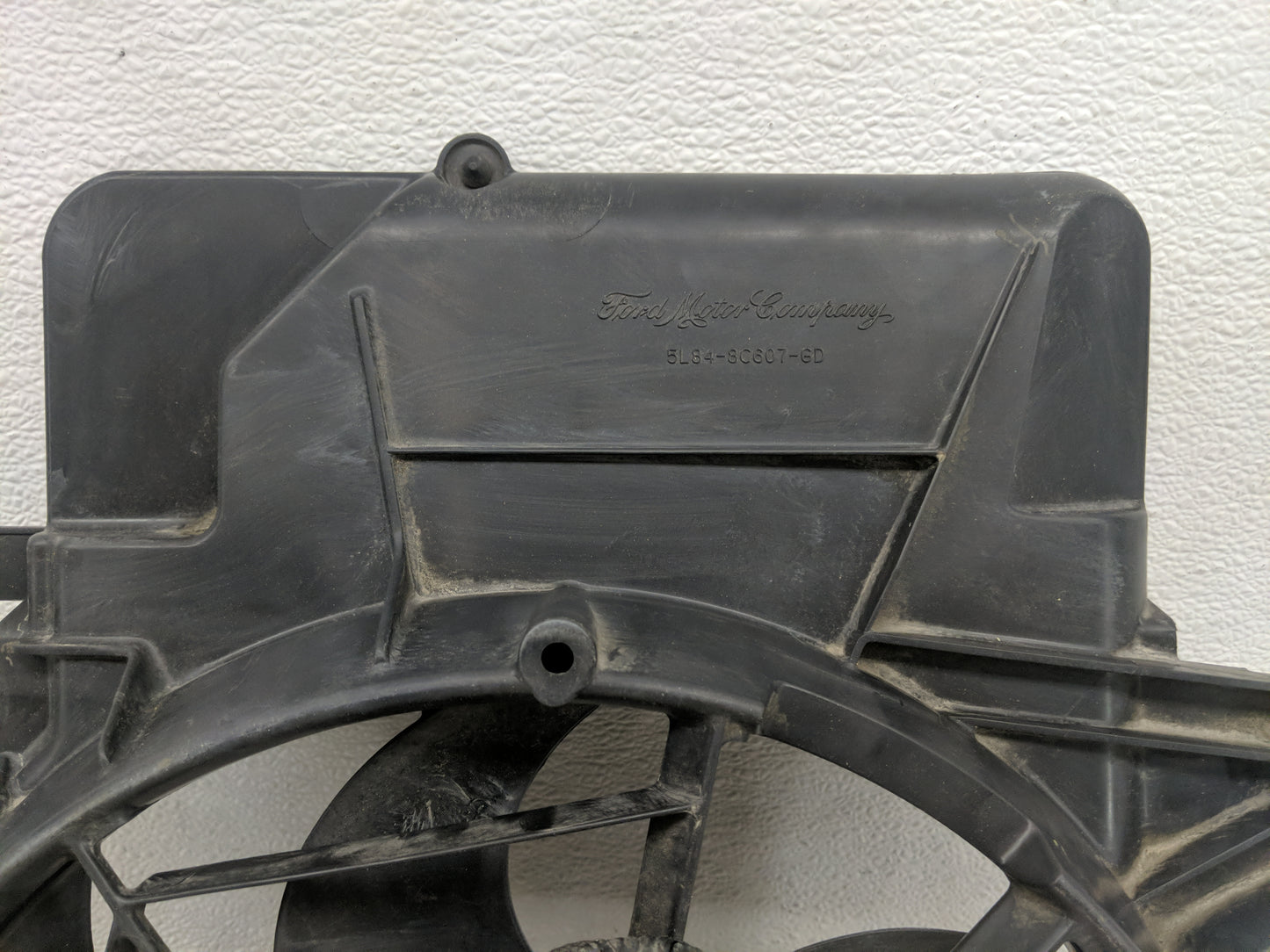 2005-2007 Ford Escape Electric Radiator Cooling Fan Motor Assembly - Oemusedautoparts1.com