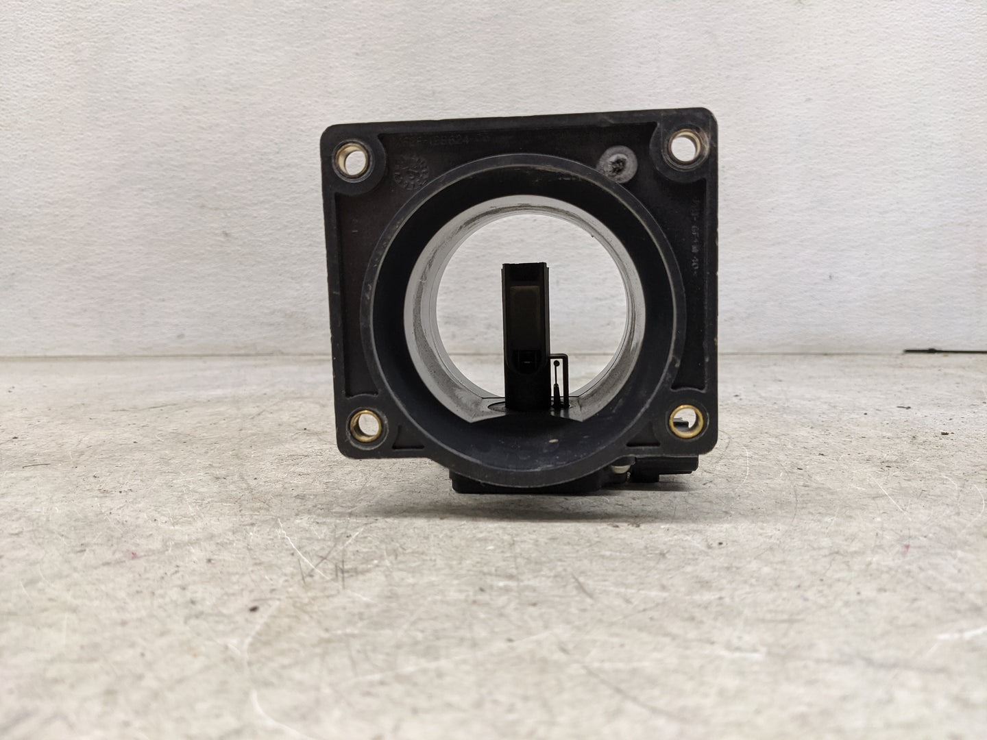 2001-2007 Ford Escape Mass Air Flow Meter Maf 1485609 - Oemusedautoparts1.com
