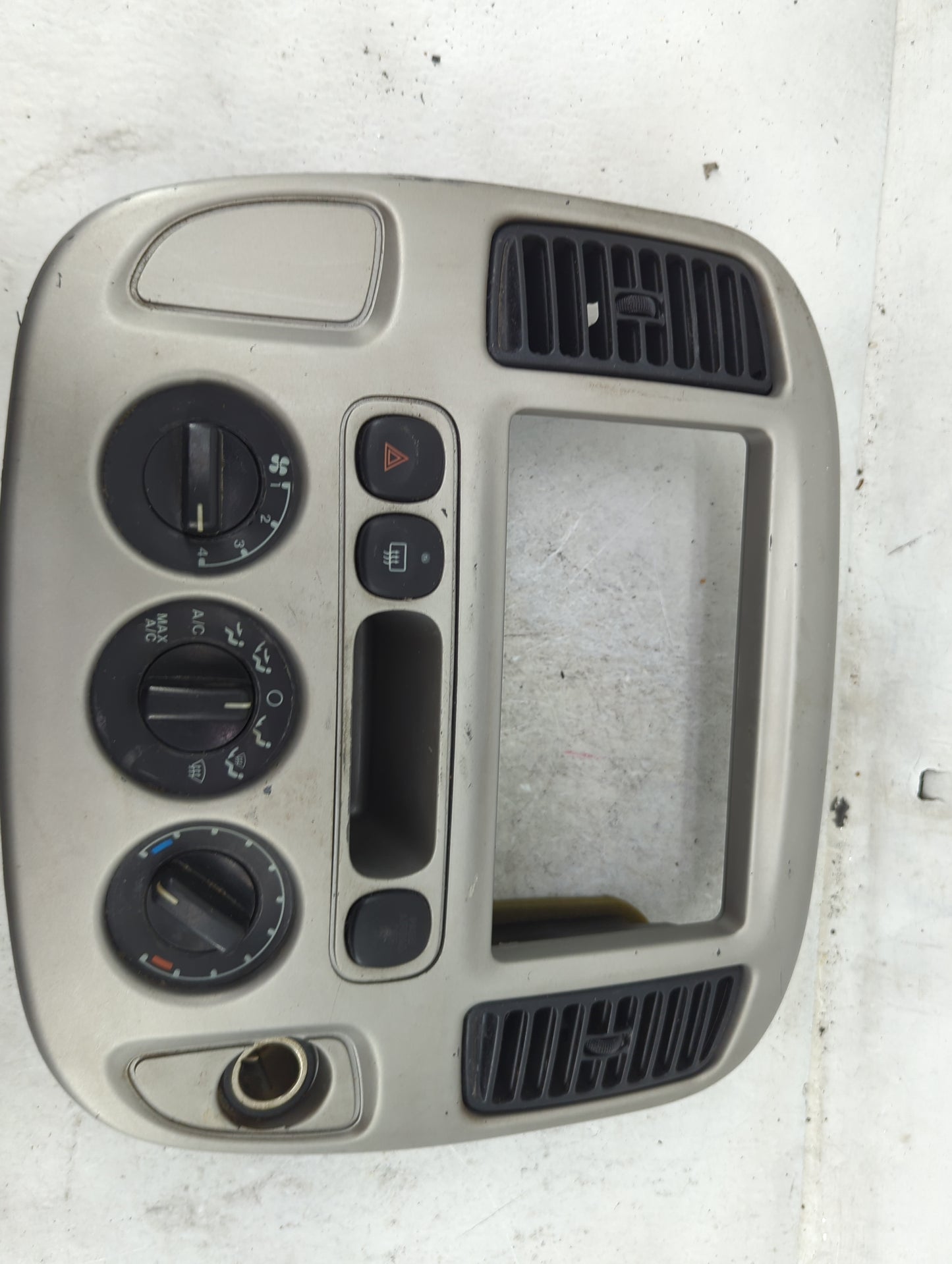 2002-2007 Ford Escape Climate Control Module Temperature AC/Heater Replacement Fits Fits 2002 2003 2004 2005 2006 2007 OEM U