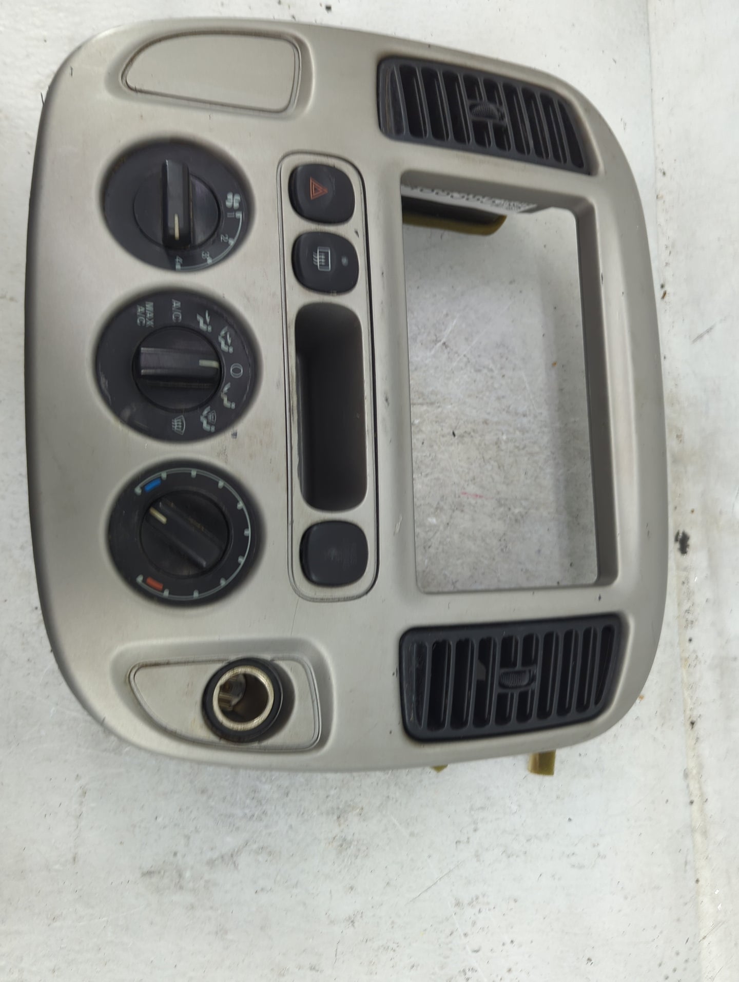 2002-2007 Ford Escape Climate Control Module Temperature AC/Heater Replacement Fits Fits 2002 2003 2004 2005 2006 2007 OEM U