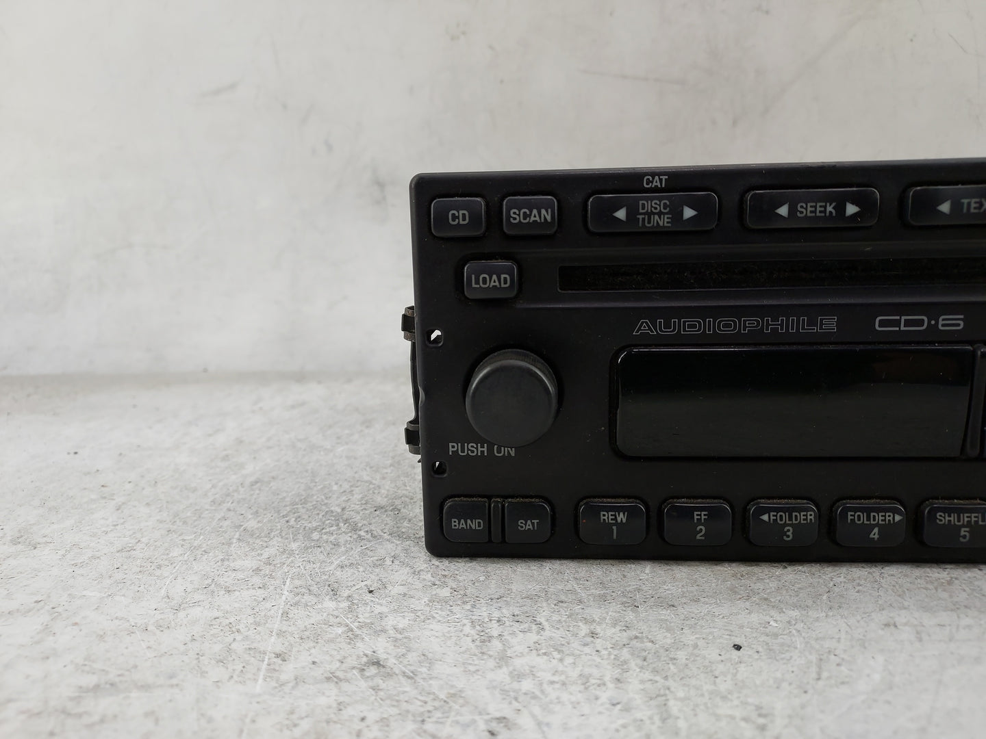 2005-2007 Ford Escape Radio AM FM Cd Player Receiver Replacement P/N:6L8T-18C815-FD 2YH0082848 Fits Fits 2005 2006 2007 OEM 