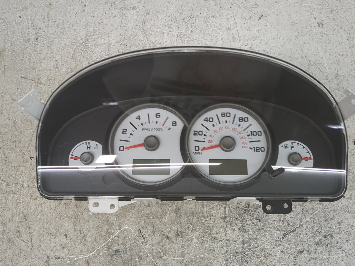 2006-2007 Ford Escape Instrument Cluster Speedometer Gauges P/N:7L8F-10A855-AC Miles: Fits Fits 2006 2007 OEM Used Auto Part