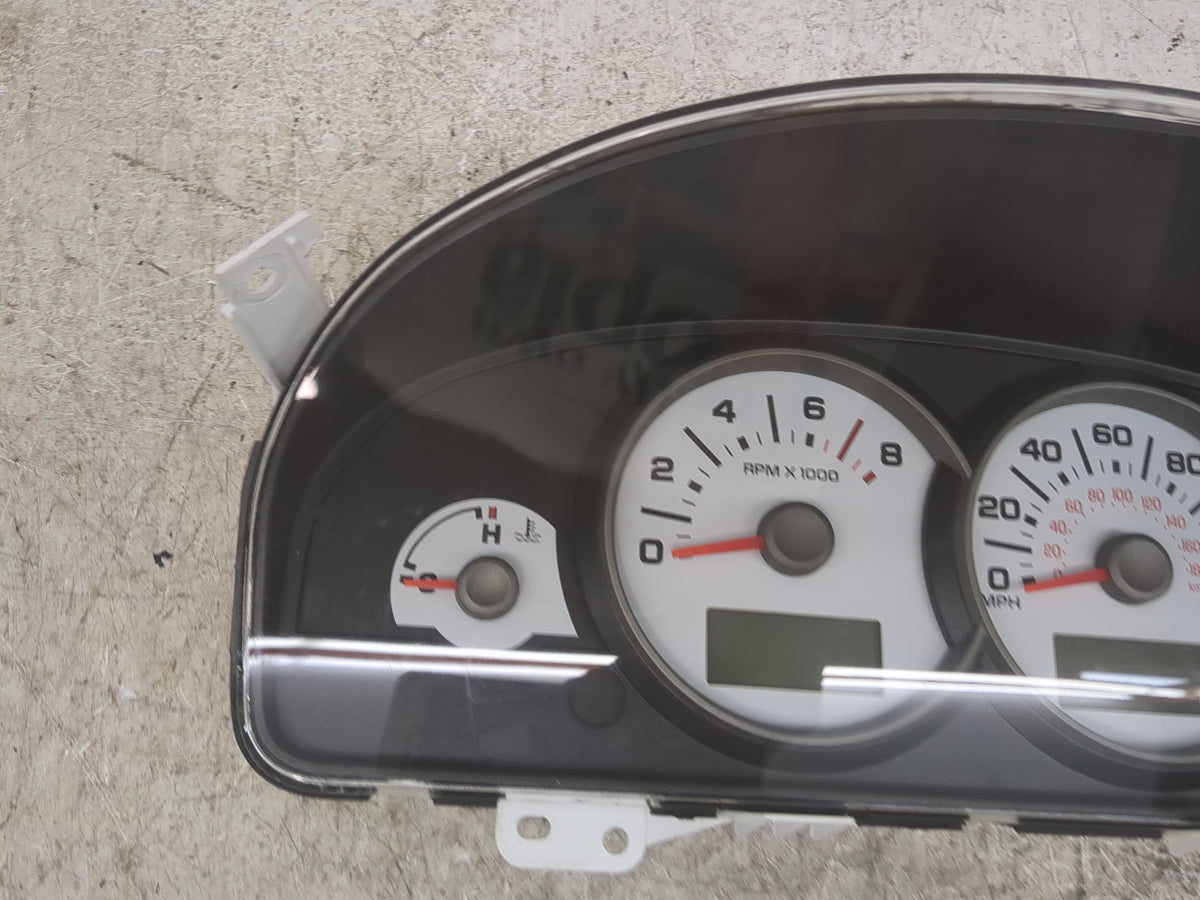 2006-2007 Ford Escape Instrument Cluster Speedometer Gauges P/N:7L8F-10A855-AC Miles: Fits Fits 2006 2007 OEM Used Auto Part