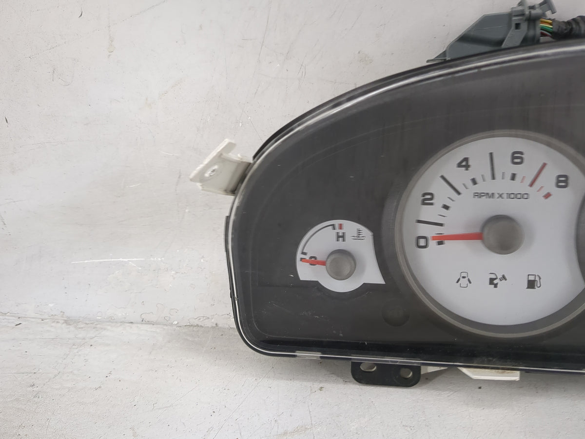 2005-2007 Ford Escape Instrument Cluster Speedometer Gauges P/N:6L8F-10A855-AC Miles: Fits Fits 2005 2006 2007 OEM Used Auto