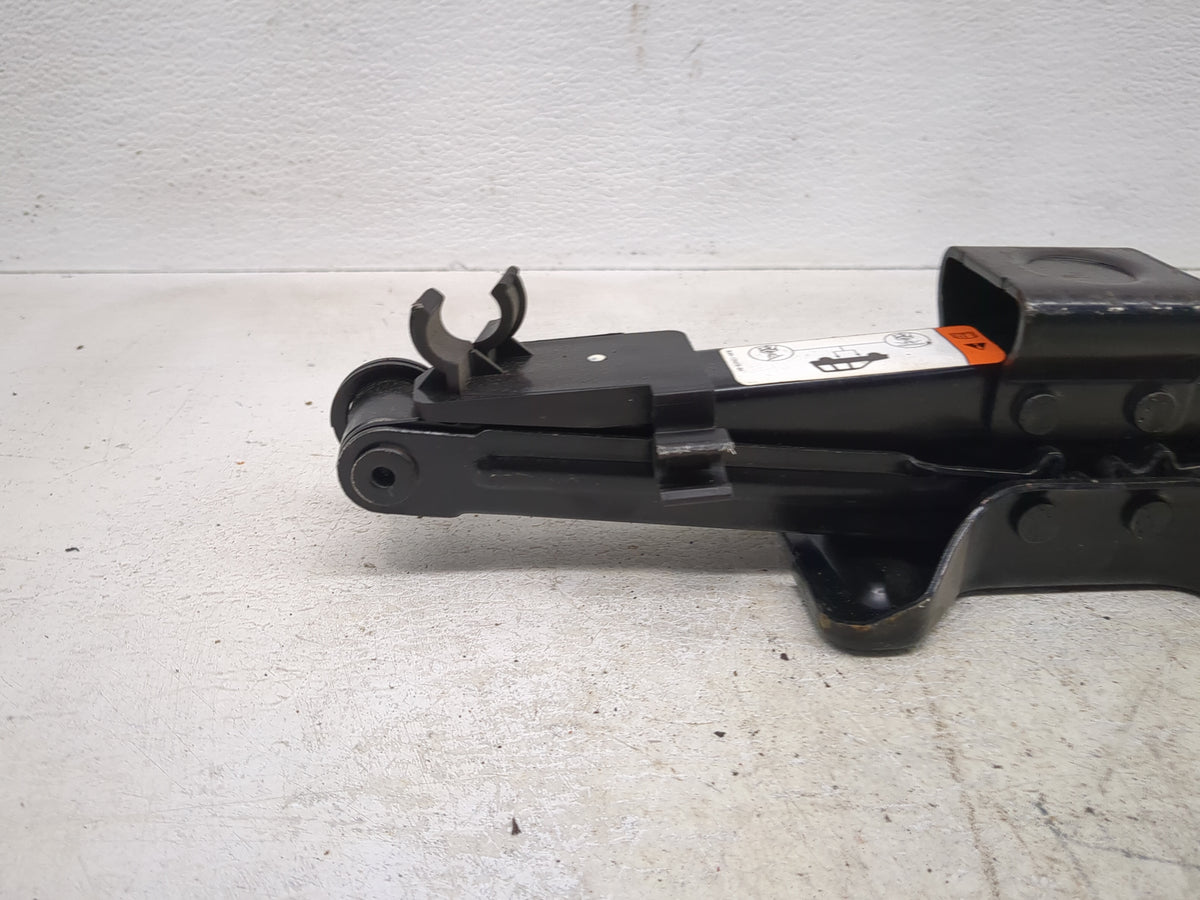 2007 Ford Escape Spare Scissor Car Jack 1512388 - Oemusedautoparts1.com
