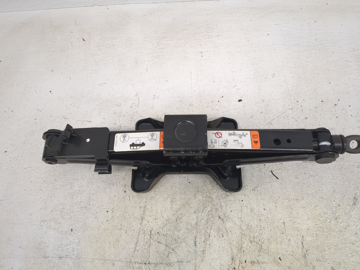 2007 Ford Escape Spare Scissor Car Jack 1512388 - Oemusedautoparts1.com